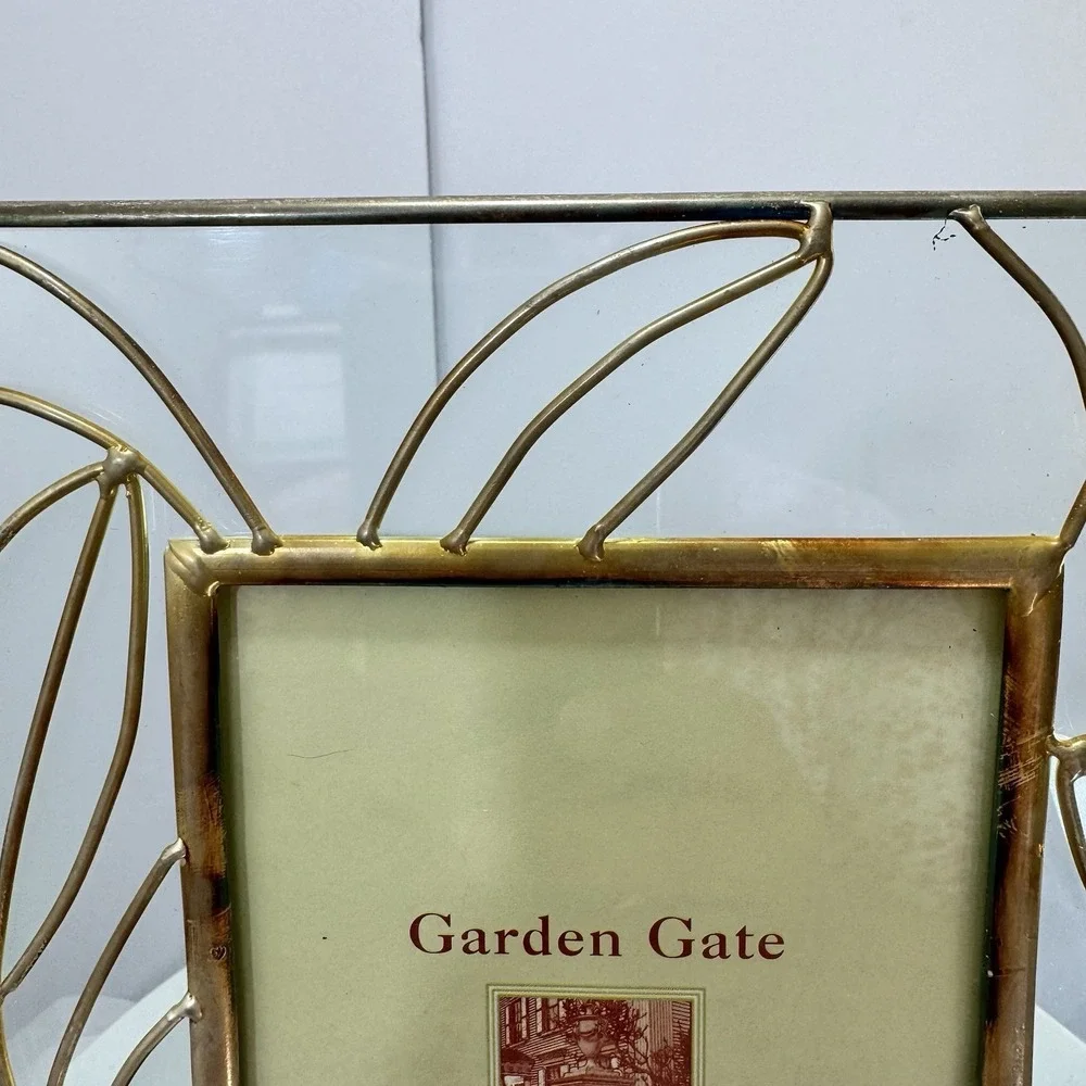 Brass & Glass Picture Frame 4X6” Vintage Garden Gate Fetco Leaves, Glass Square‎